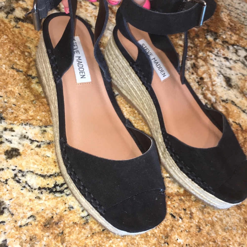 STEVE MADDEN HEELS